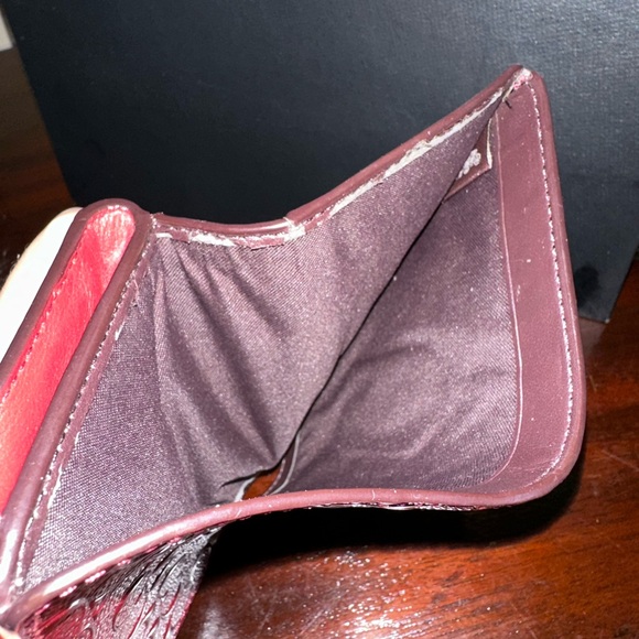 Coach Patent Leather Embossed Signature Corner Zip Medium Wallet - Picture 10 of 13